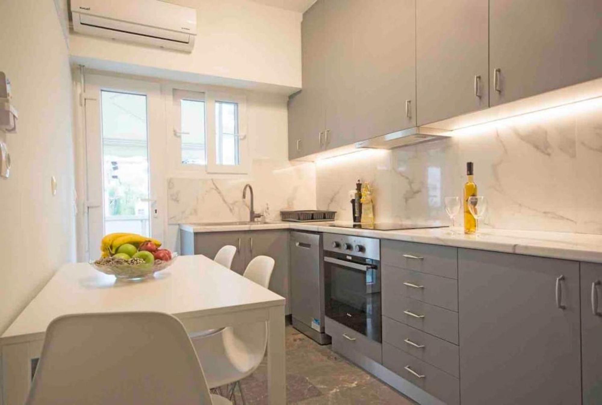 Alkuoni Lux Flat At Pfaliro Aten Exteriör bild